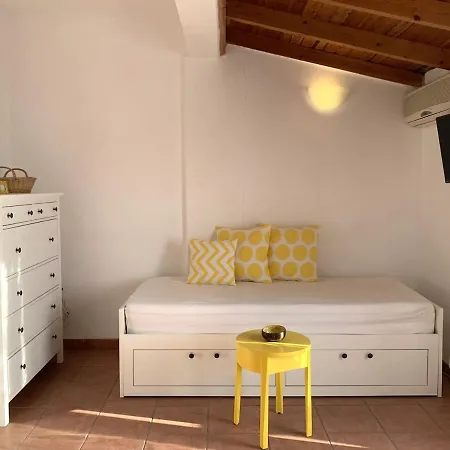 Appartement Heavenly View Yellow *